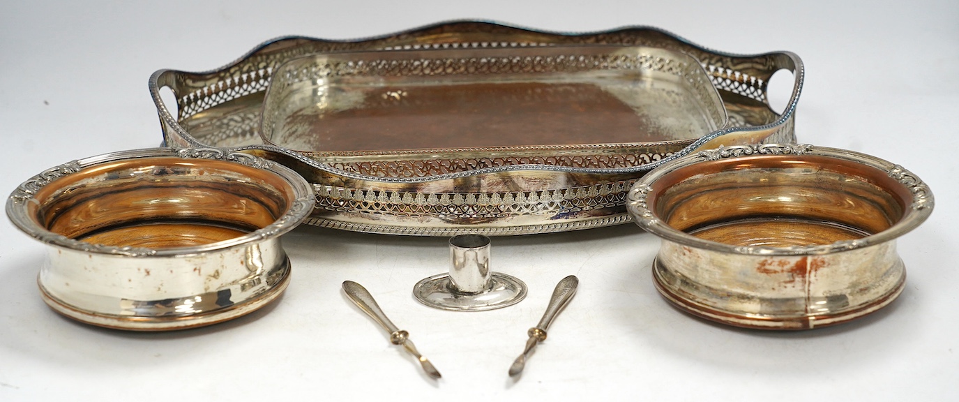 Assorted plate wares including a pair of wine coasters, two trays, etc., largest tray 41cm diameter. Condition - fair to good